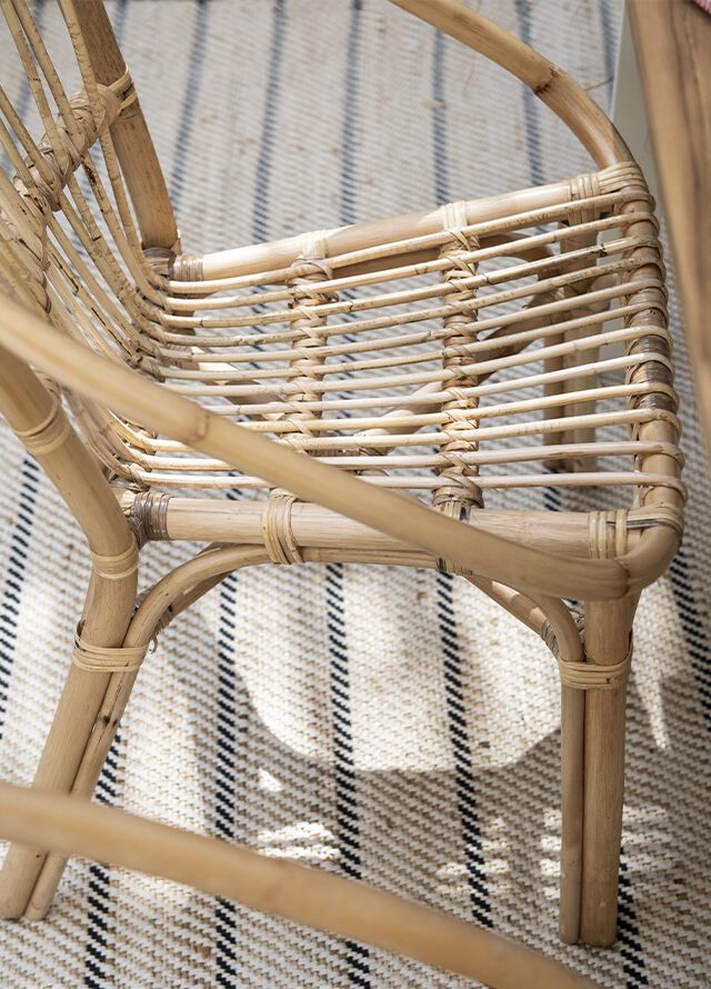 silla de rat&aacute;n natural