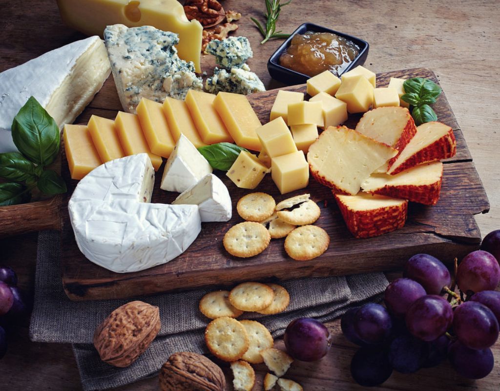 Receta tabla de quesos y embutidos gourmet