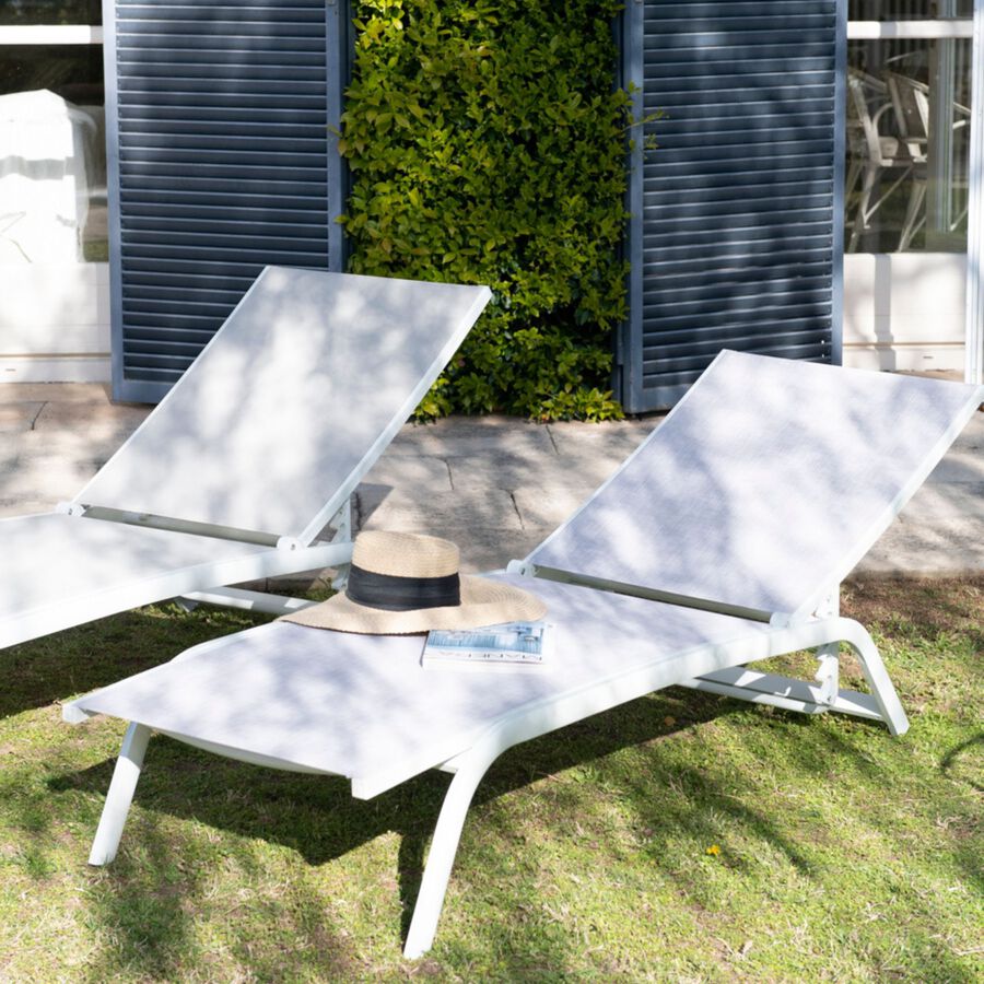 Tumbona reclinable de aluminio y textiline gris 193x61x94cm