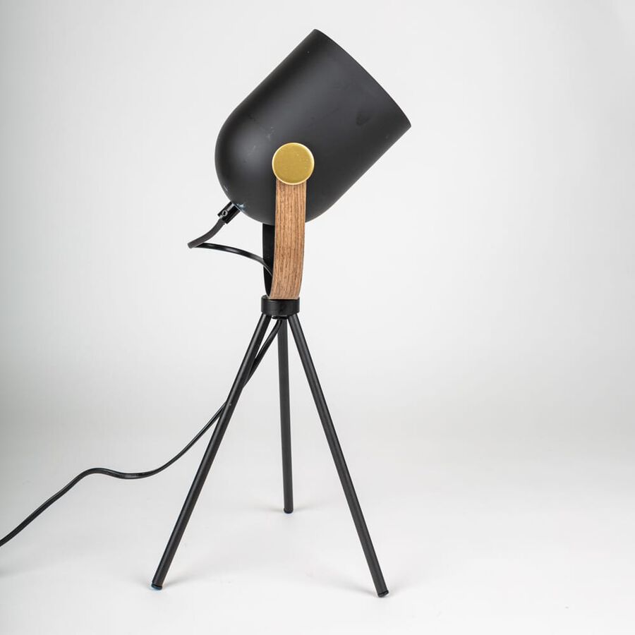 Lámpara de mesa trípode negra de metal