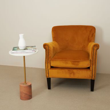 Butaca de terciopelo mostaza Aurora 79x75x79cm Clau&Chloe