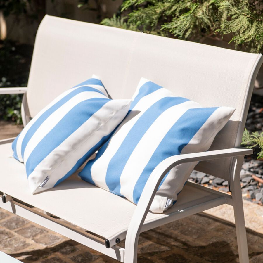 Coj&iacute;n de exterior rayas azules 45x45cm