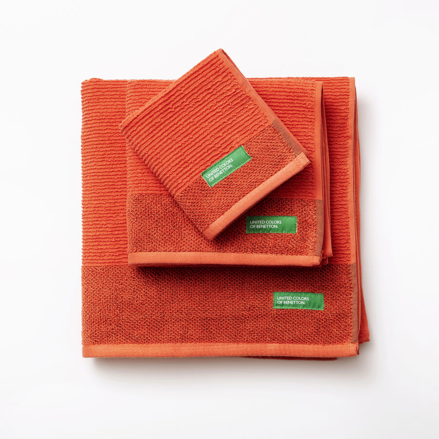 Set de 3 toallas de algodón rojo Benetton 450gr - Bergner