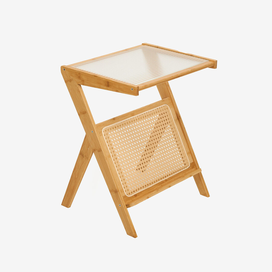 Mesa auxiliar con revistero de ratán y bambú Dagan 45x36x56cm
