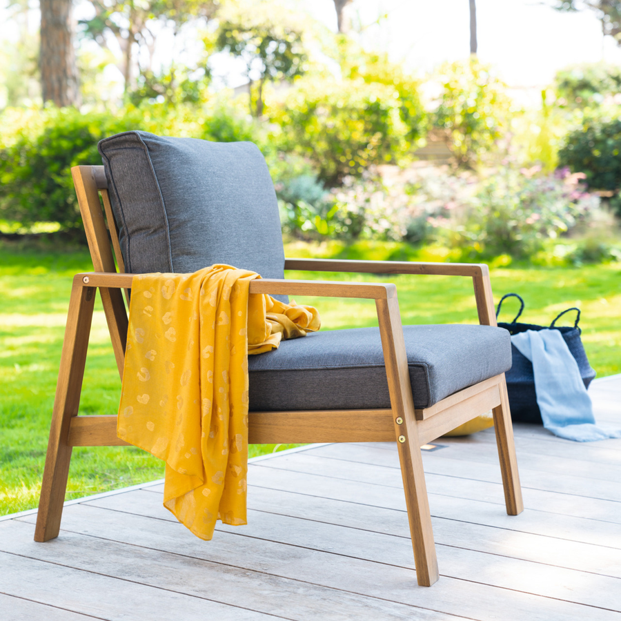 Set de jardín de 4 piezas de madera de acacia Mykonos