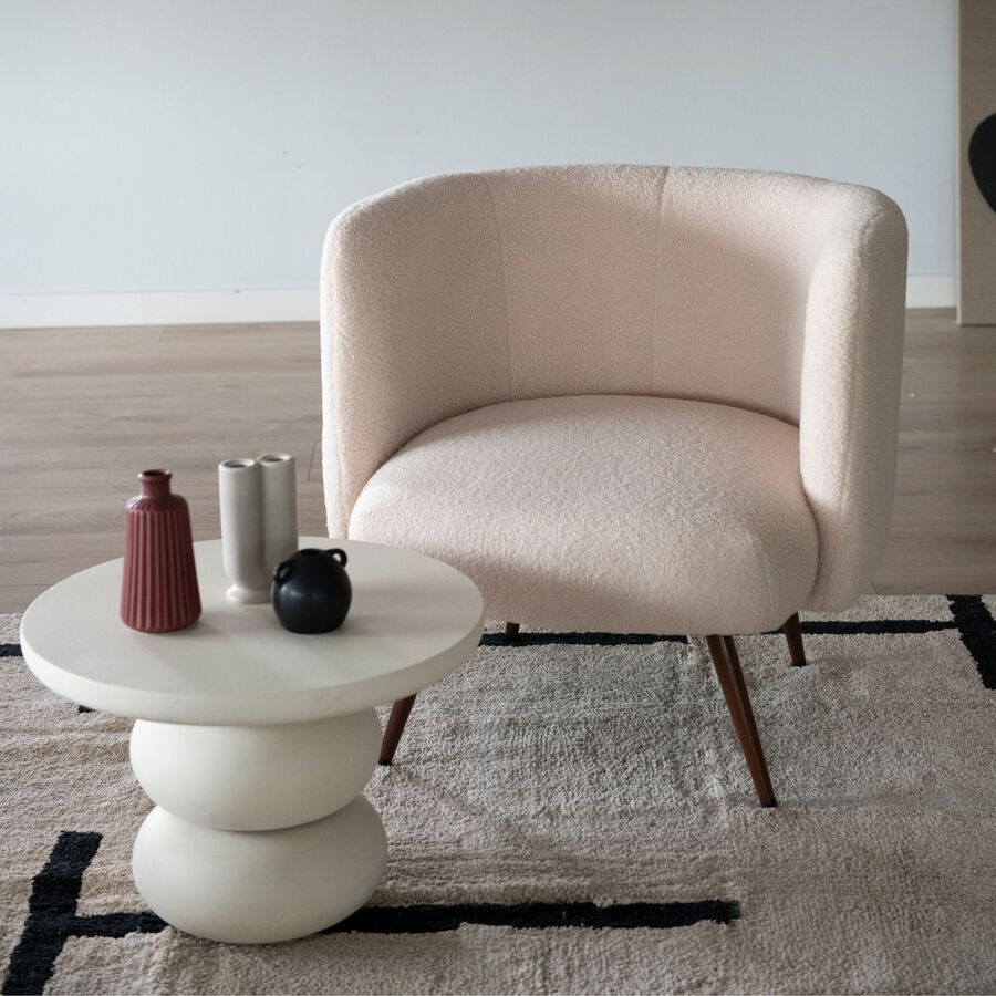 Butaca de borreguito beige Berta 77x60x72 cm