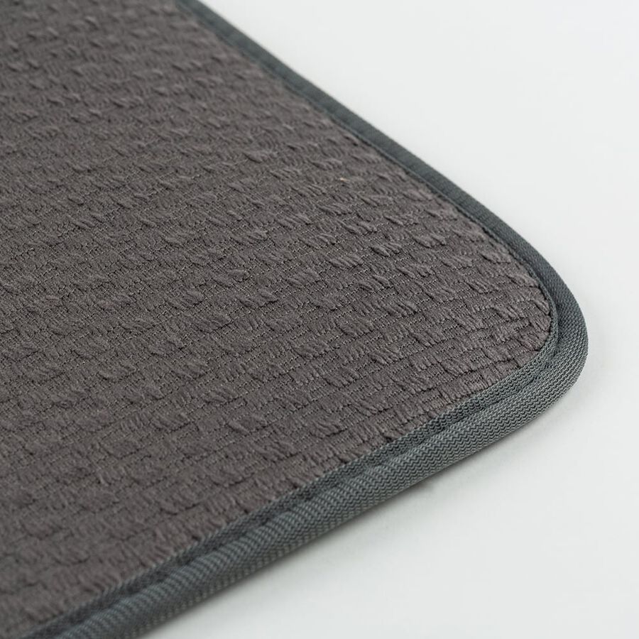 Tapete escurreplatos de poli&eacute;ster plegable gris 46x38cm