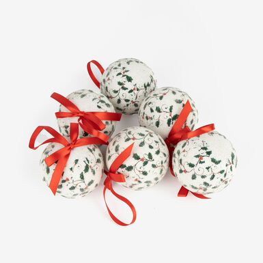 Set 6 bolas blancas de acebo con frutos rojos 7cm