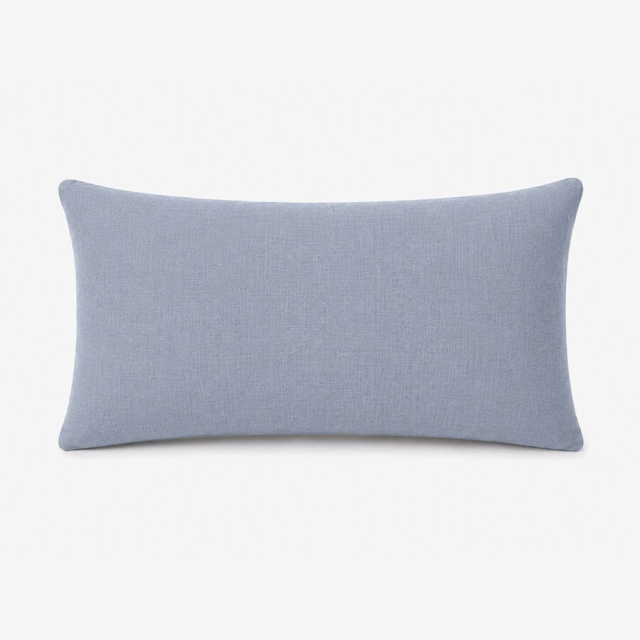 Funda de coj&iacute;n azul de poli&eacute;ster y lino Bruma 30x45cm