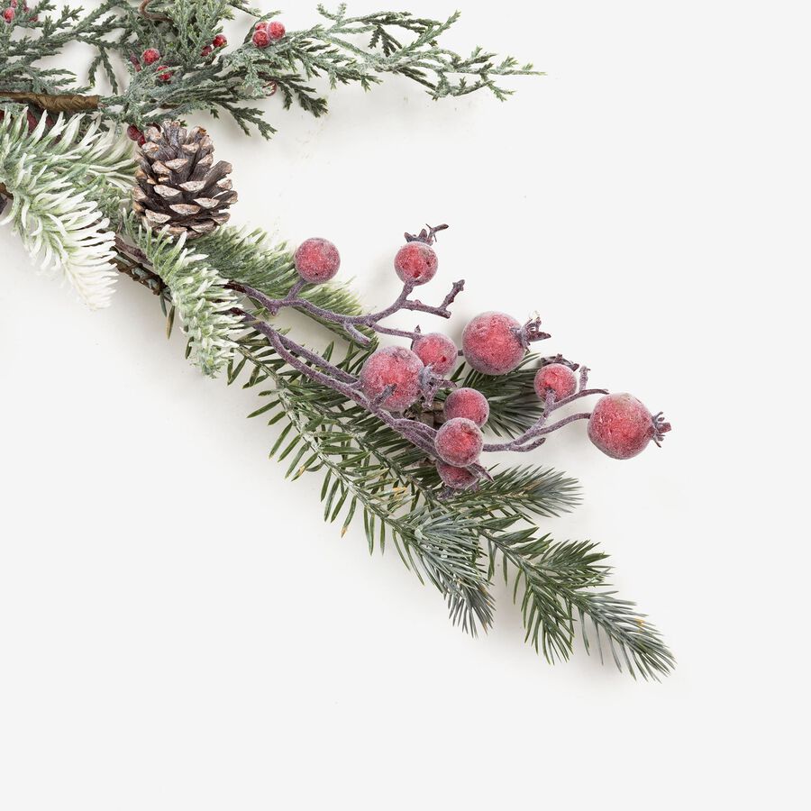 Guirnalda de pi&ntilde;as y frutos rojos 150cm