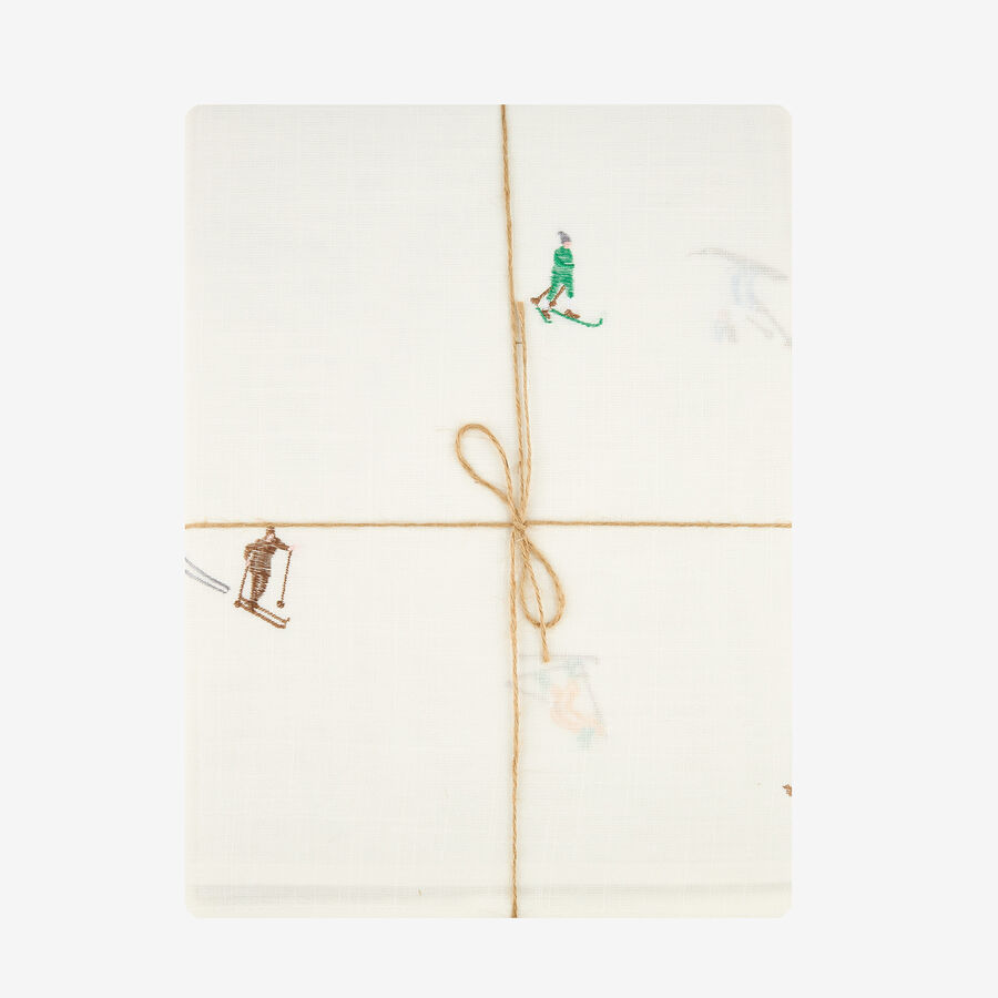 Mantel blanca bordado Esquiadores 150x250cm
