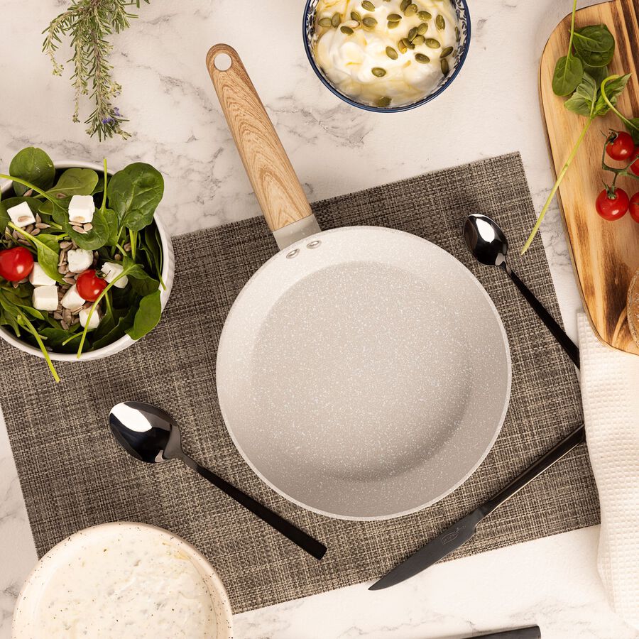 Set de 3 sartenes blancas de aluminio y mármol aptas para inducción Ø18/22/26cm - Bergner