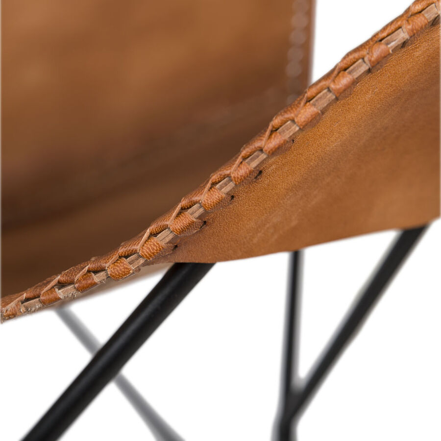 Silla mariposa de cuero marrón July 75x87x86cm