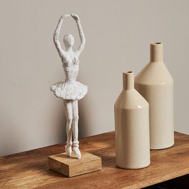 Figura decorativa de madera de mango bailarina Quinta 41cm