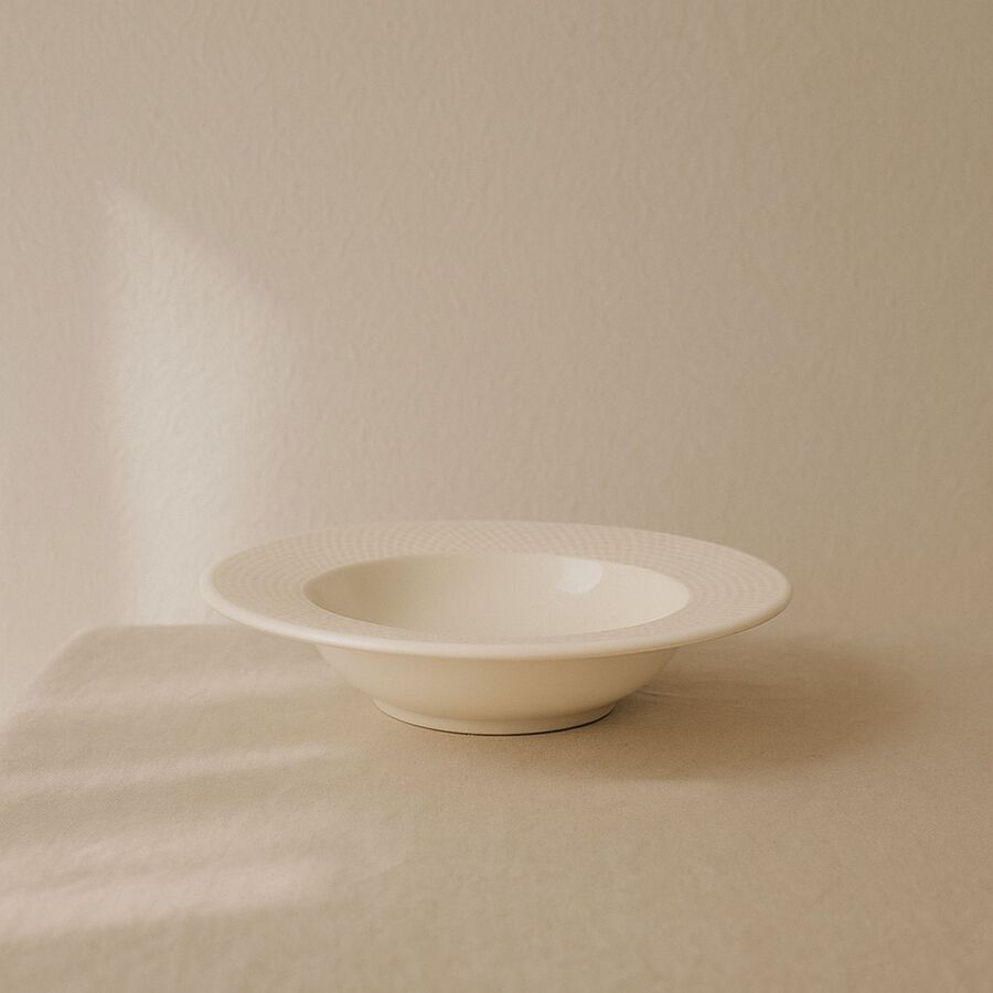 Plato hondo de porcelana Golf &Oslash;23cm