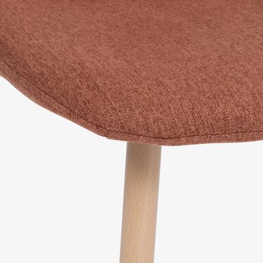 Silla de comedor &aacute;mbar con patas de metal efecto madera Navel 