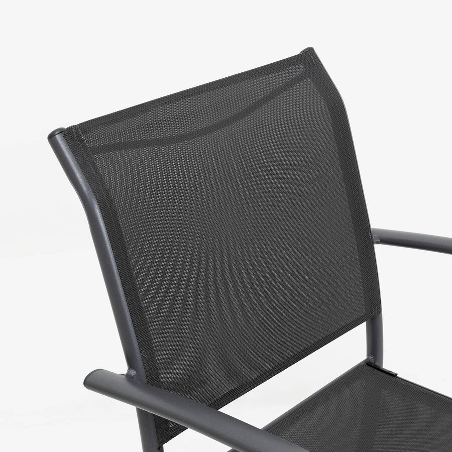 Silla de jard&iacute;n apilable con reposabrazos de aluminio y textilene gris 66x56x88cm