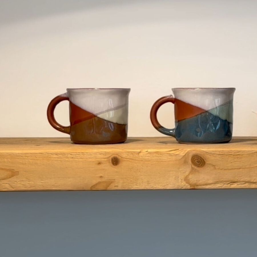 Set de 4 tazas de cer&aacute;mica de colores 13cl