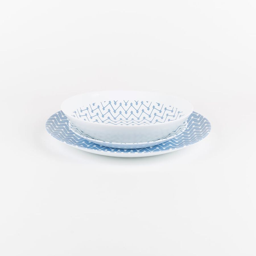 Vajilla de 18 piezas  de arcopal Azulea