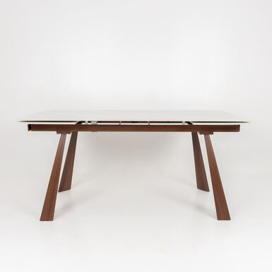 Mesa extensible con sobre porcel&aacute;nico y estructura de aluminio en color madera Arlon 160/240x90cm