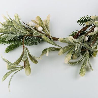 Guirnalda con bayas blancas