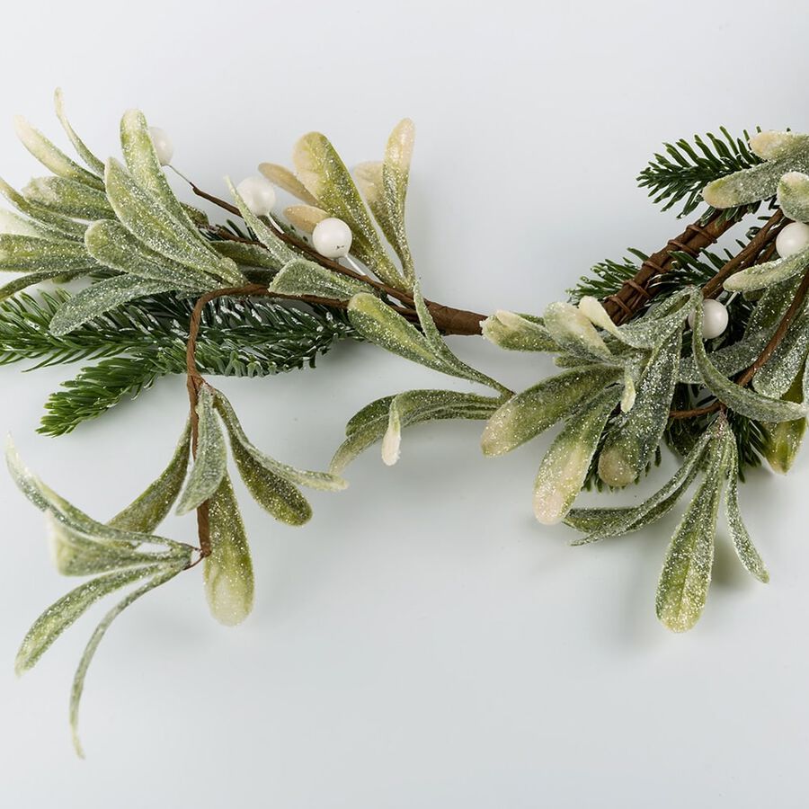 Guirnalda con bayas blancas