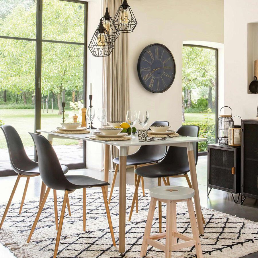 Silla de comedor de polipropileno negro Orel 