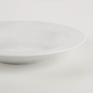 Plato hondo de porcelana Basic &Oslash;21,5