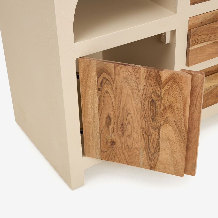 C&oacute;moda de microcemento y madera de acacia Kurli 90x50x78 Clau&Chloe