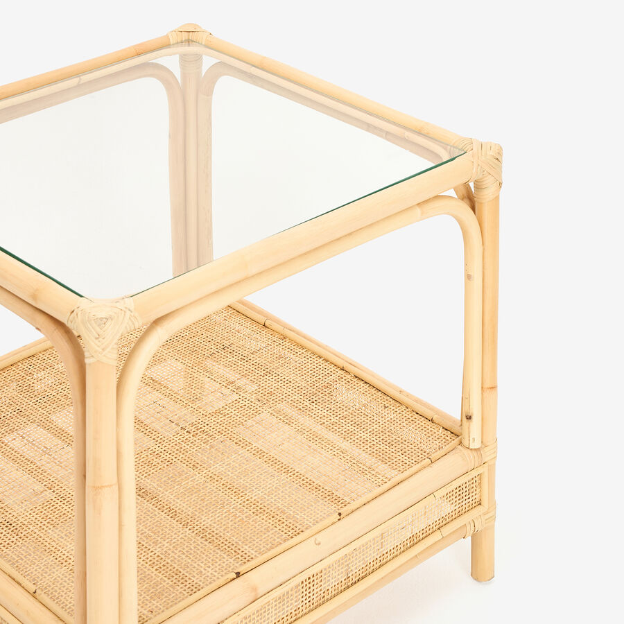 Mesa auxiliar de ratán y cristal Corvo 55x55x50cm