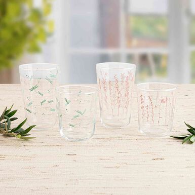 Vaso de vidrio transparente con flores rosas  Suede 31cl