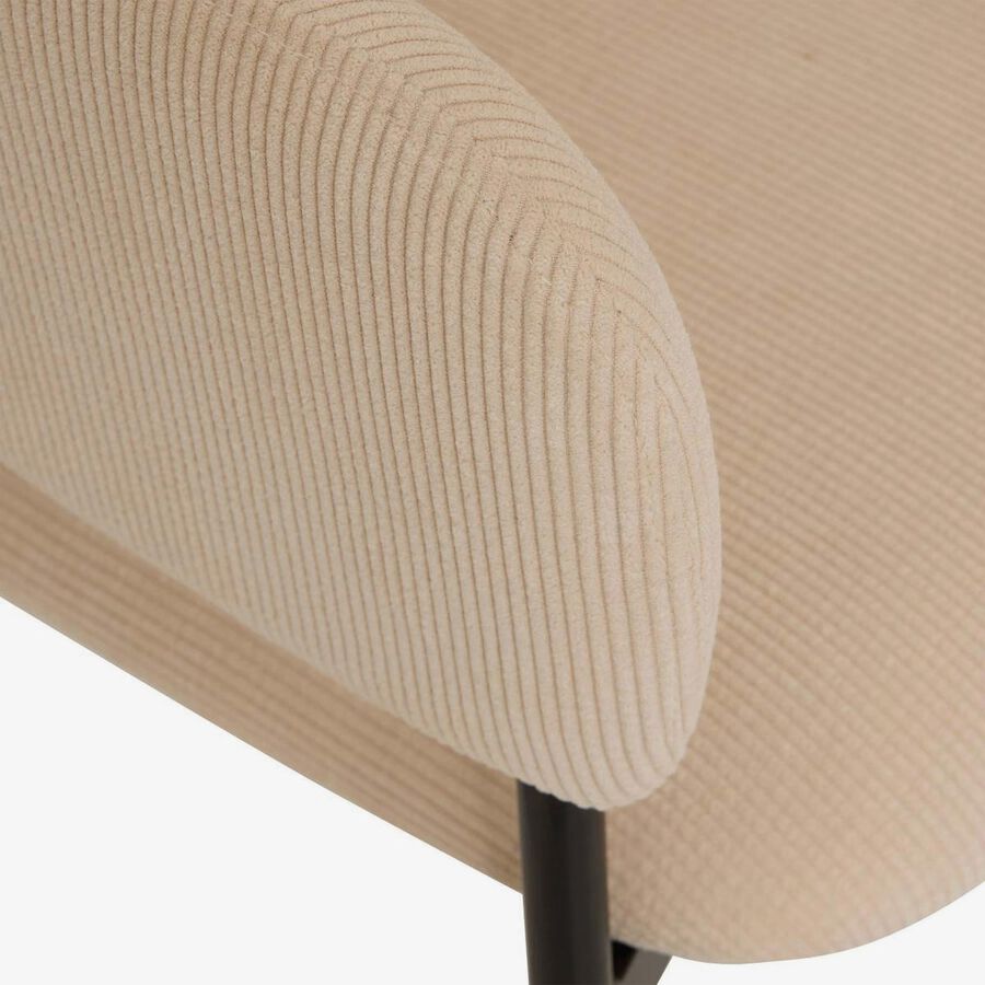Silla de comedor beige de terciopelo Solea