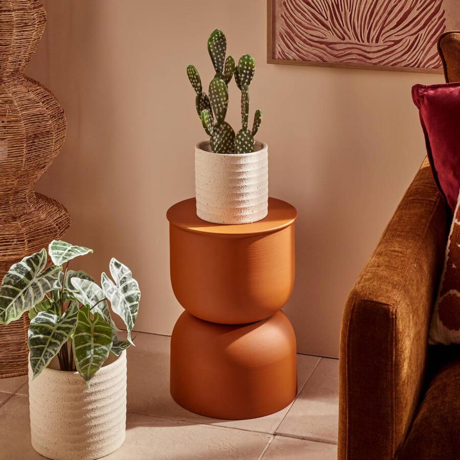 Mesa auxiliar totem ocre de metal Arden &Oslash;31cm