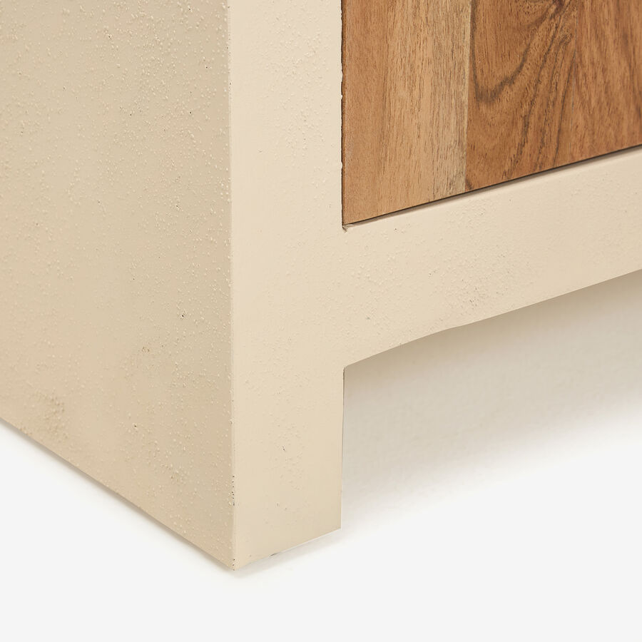 C&oacute;moda de microcemento y madera de acacia Kurli 90x50x78 Clau&Chloe