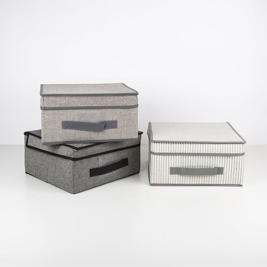 Caja de almacenaje 31x15x28cm en varios colores