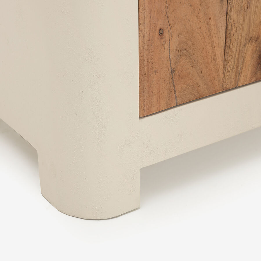 Mesita de noche de madera de acacia y microcemento Kurli 50x40x45cm Clau&Chloe