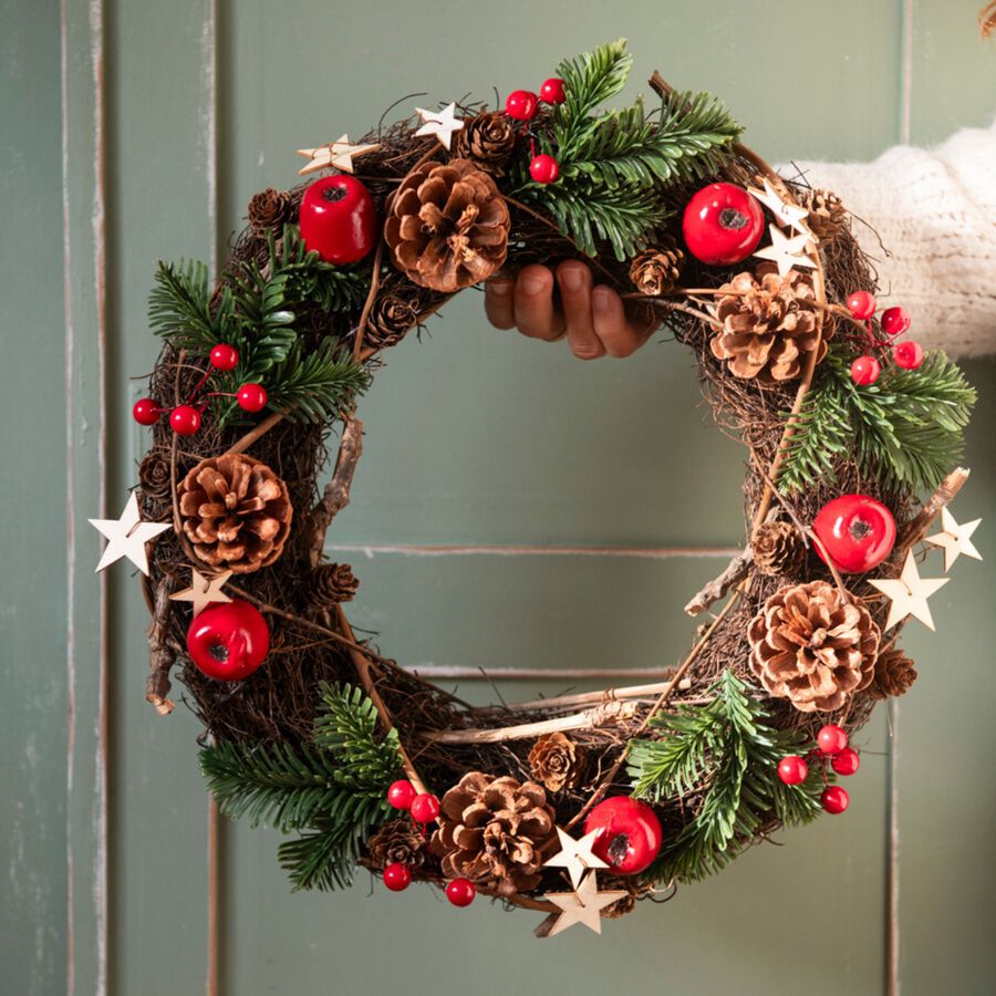 Corona decorativa estrellas/Bayas Ø37cm