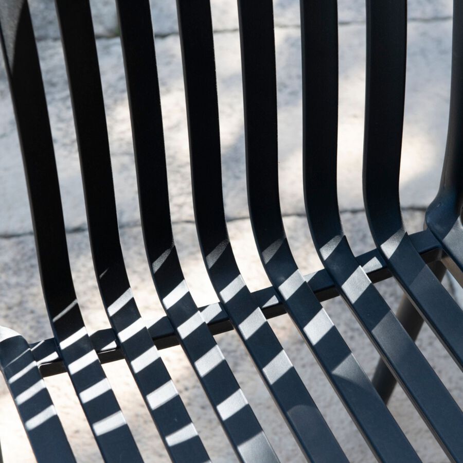 Silla de jard&iacute;n negra Happel 55x81x57cm