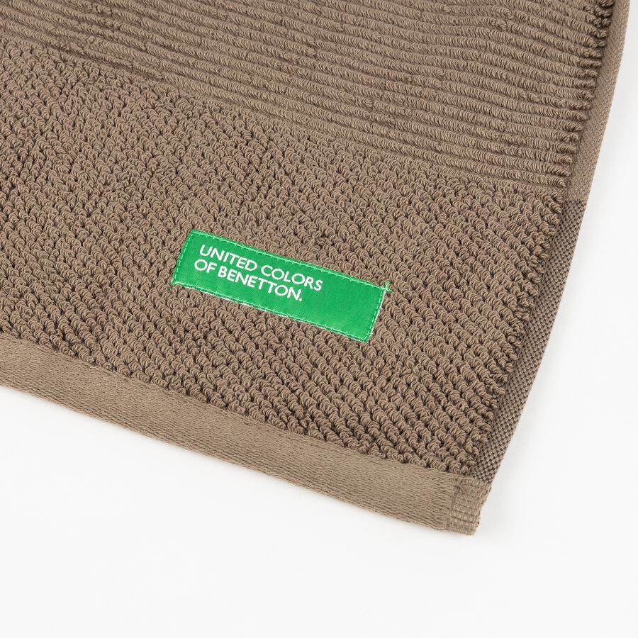 Set de 3 toallas de algod&oacute;n marr&oacute;n Bennetton