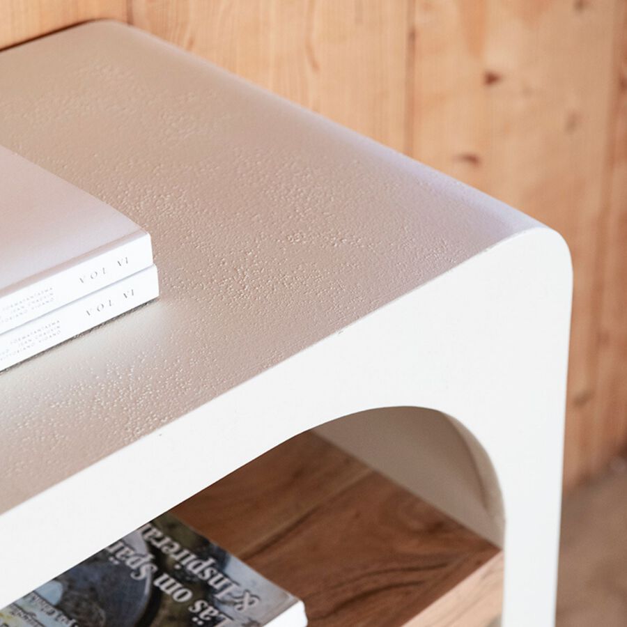 Aparador de microcemento y madera de acacia Kurli 120x35x76cm Clau&Chloe