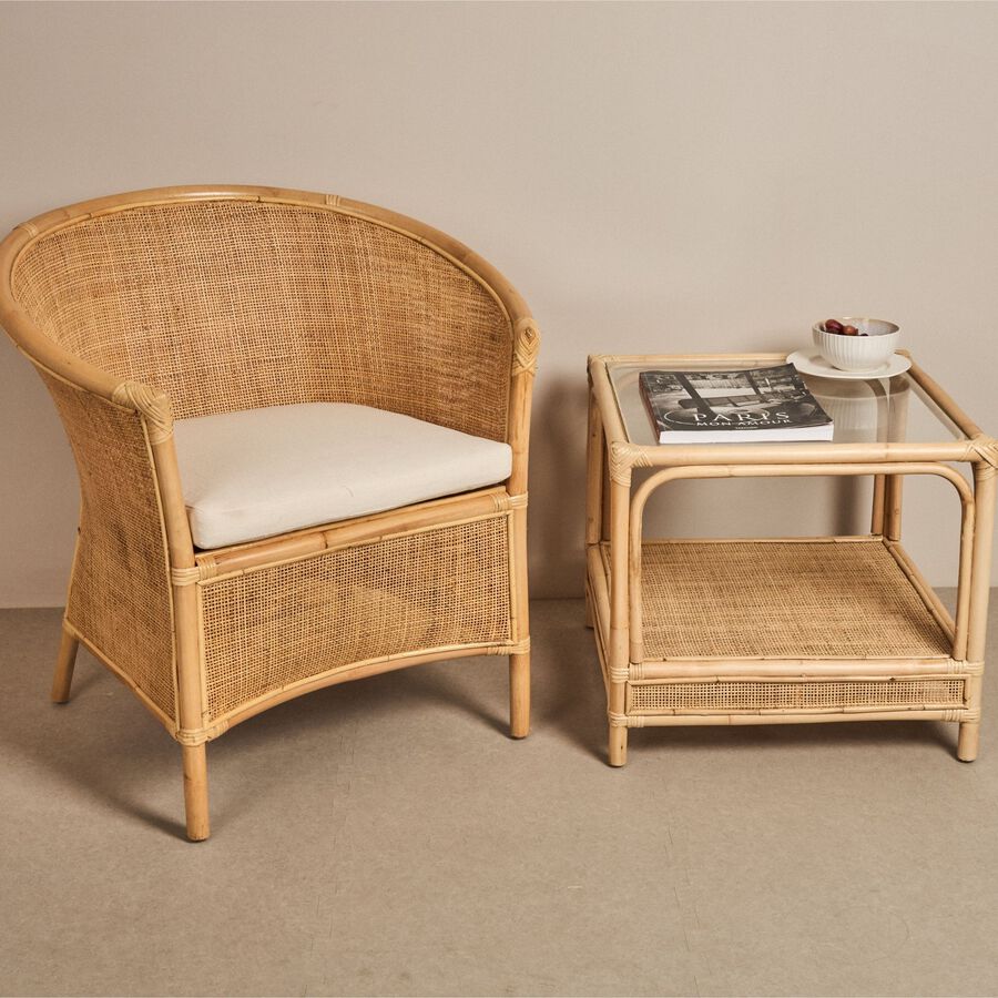 Mesa auxiliar de ratán y cristal Corvo 55x55x50cm