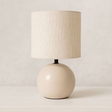 L&aacute;mpara de mesa de cer&aacute;mica beige Luma &Oslash;15x28cm