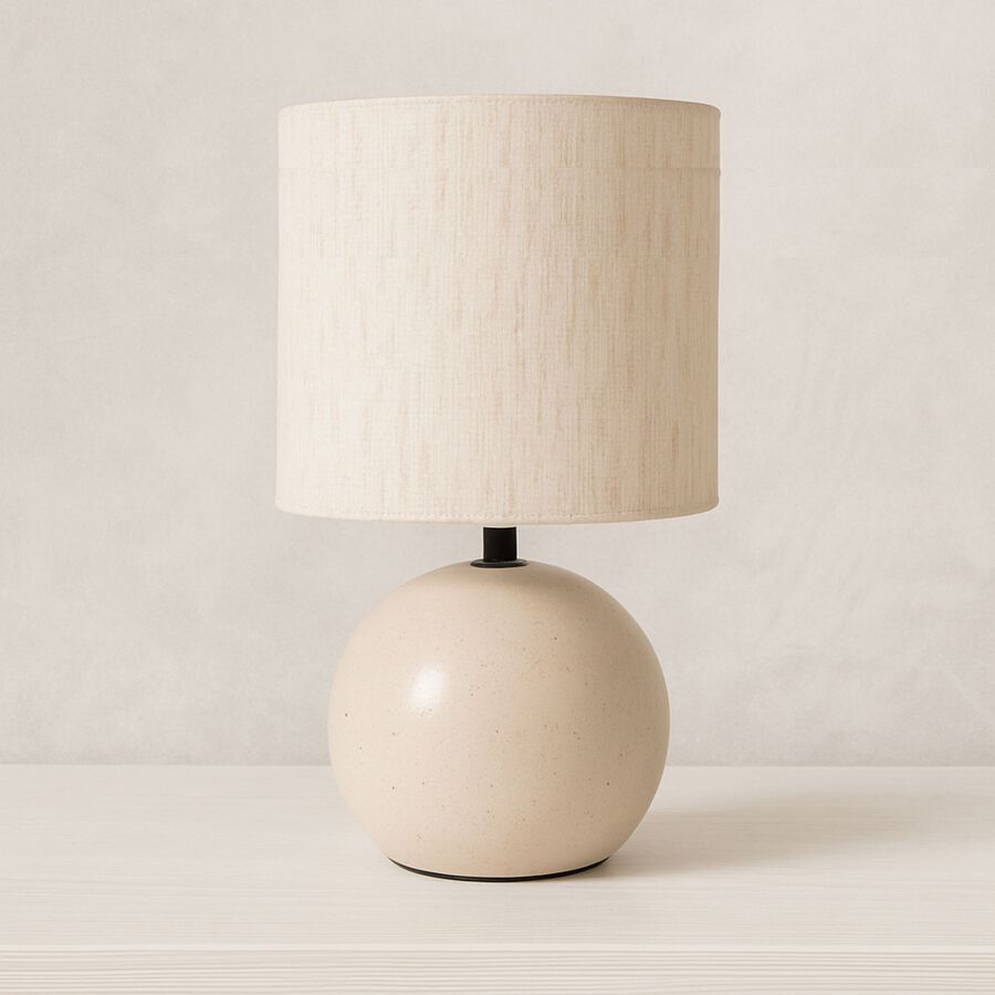 L&aacute;mpara de mesa de cer&aacute;mica beige Luma &Oslash;15x28cm