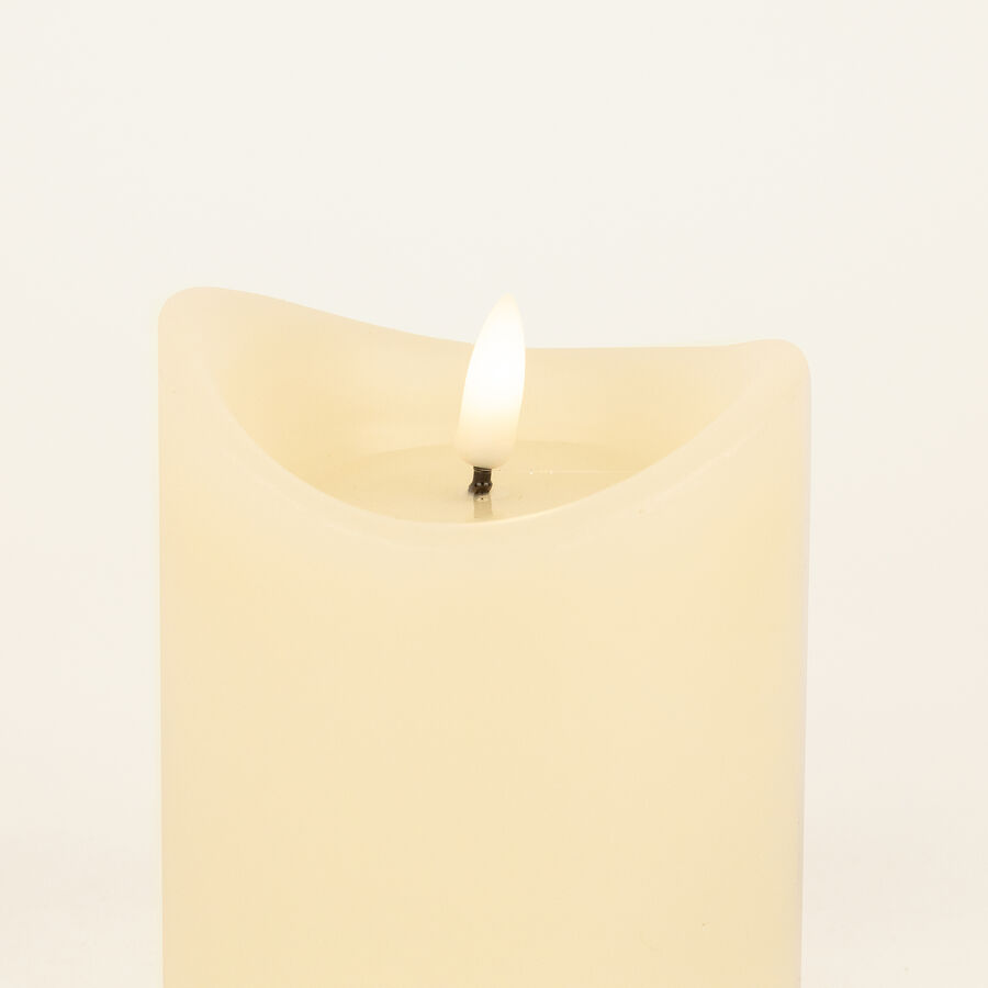 Vela LED Ivory 9x20cm