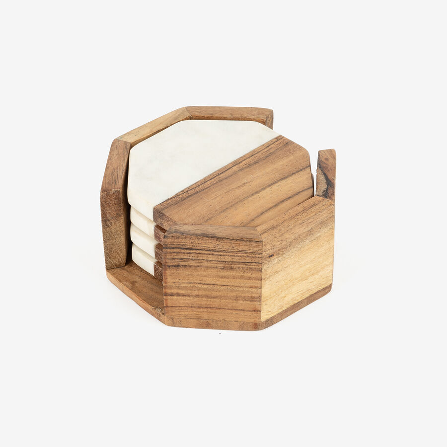 Set de 4 posavasos de m&aacute;rmol con estuche de madera &Oslash;10cm
