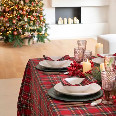 Mantel rojo Tartán 150x250cm disponible en varias medidas