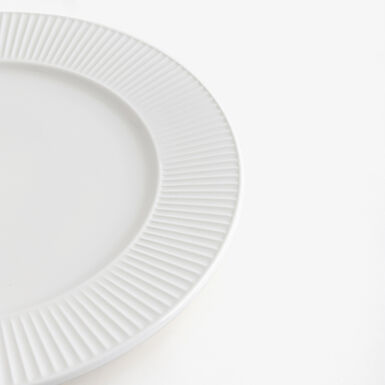Plato llano de porcelana new bone china blanco Lara &Oslash;27cm