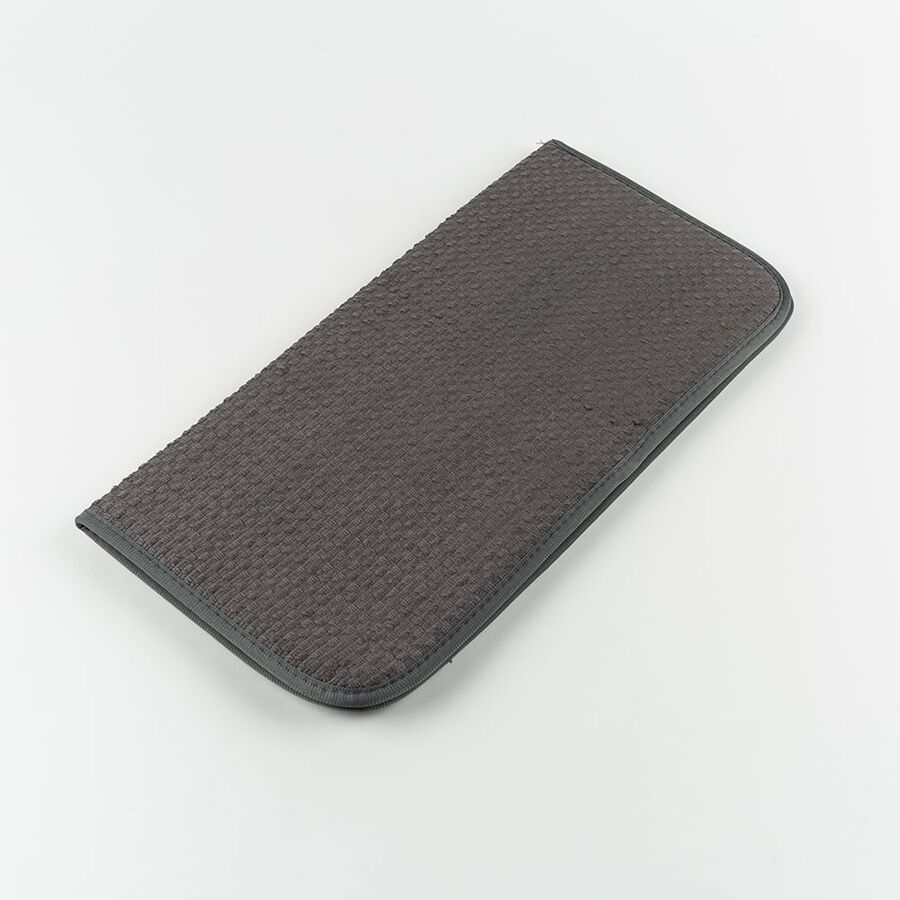 Tapete escurreplatos de poli&eacute;ster plegable gris 46x38cm
