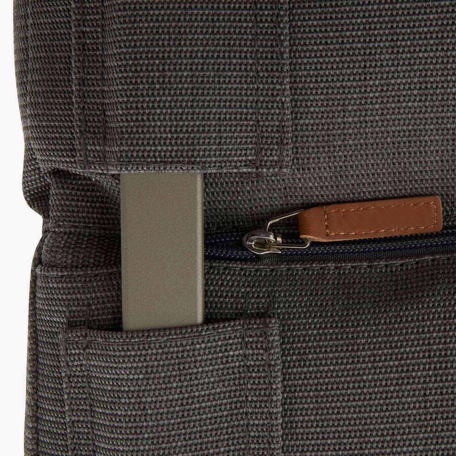 Conjunto de jard&iacute;n para 4 personas de acero cafe Solani