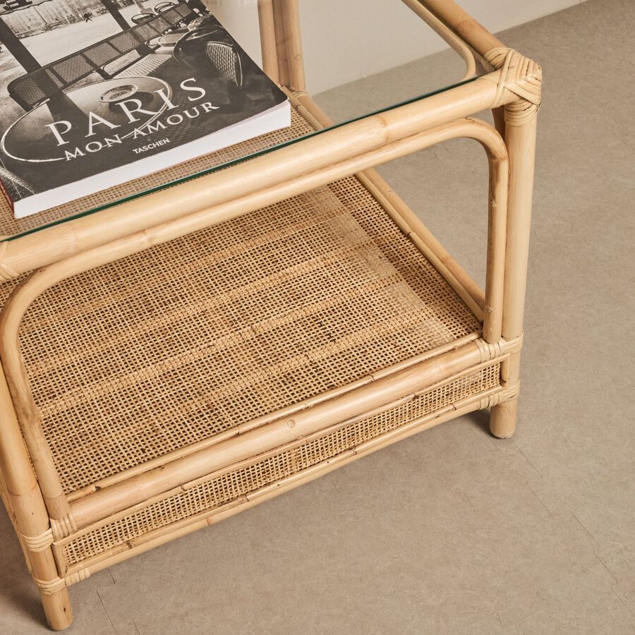 Mesa auxiliar de ratán y cristal Corvo 55x55x50cm